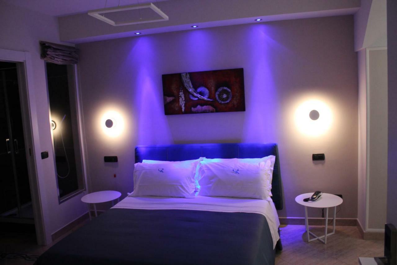 Sonevi Rooms Napoli Eksteriør bilde