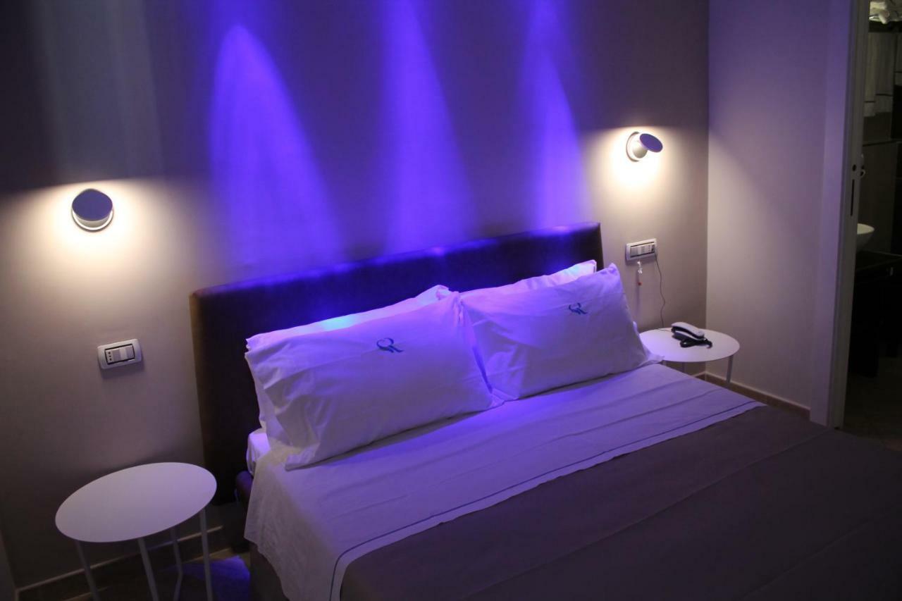 Sonevi Rooms Napoli Eksteriør bilde