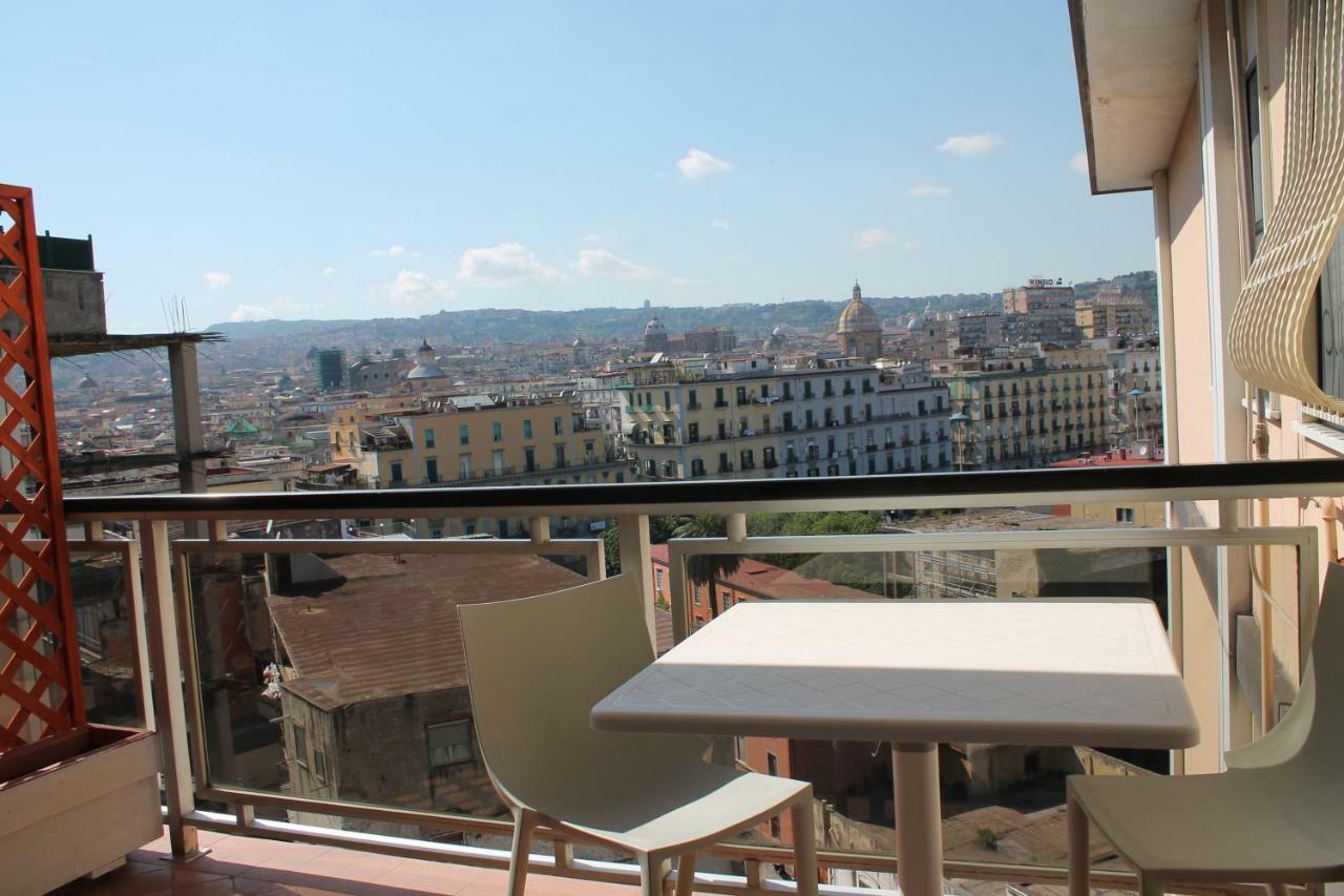 Sonevi Rooms Napoli Eksteriør bilde