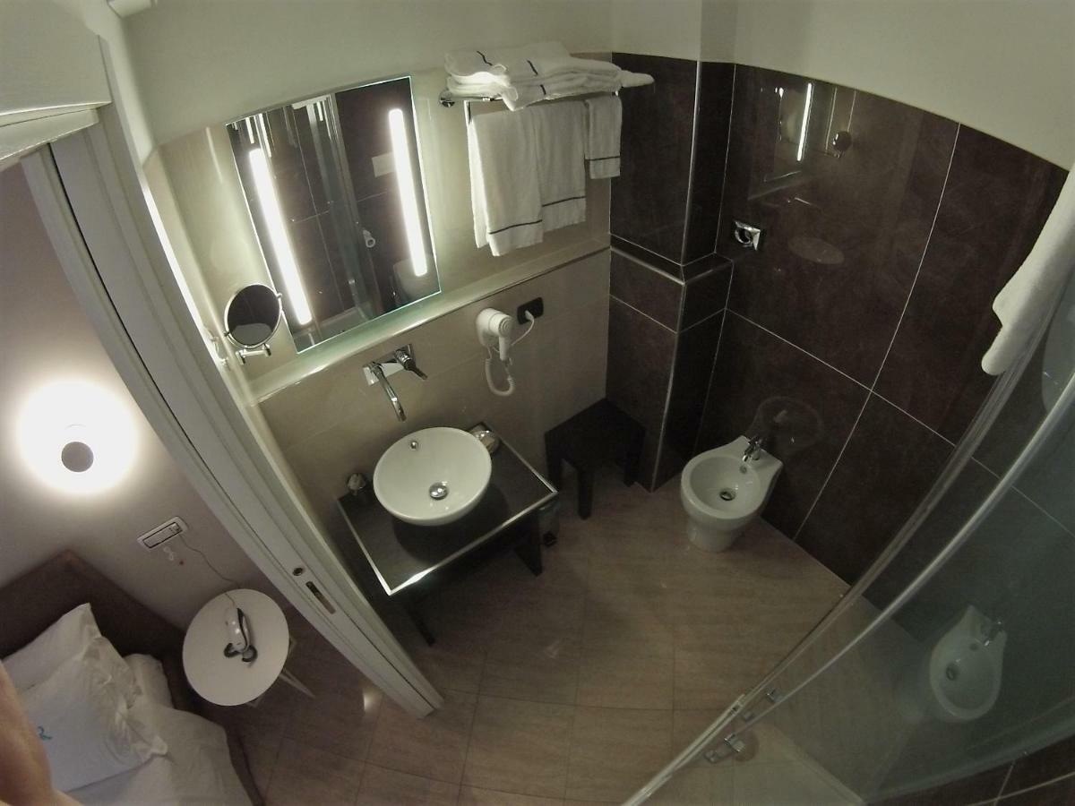 Sonevi Rooms Napoli Eksteriør bilde