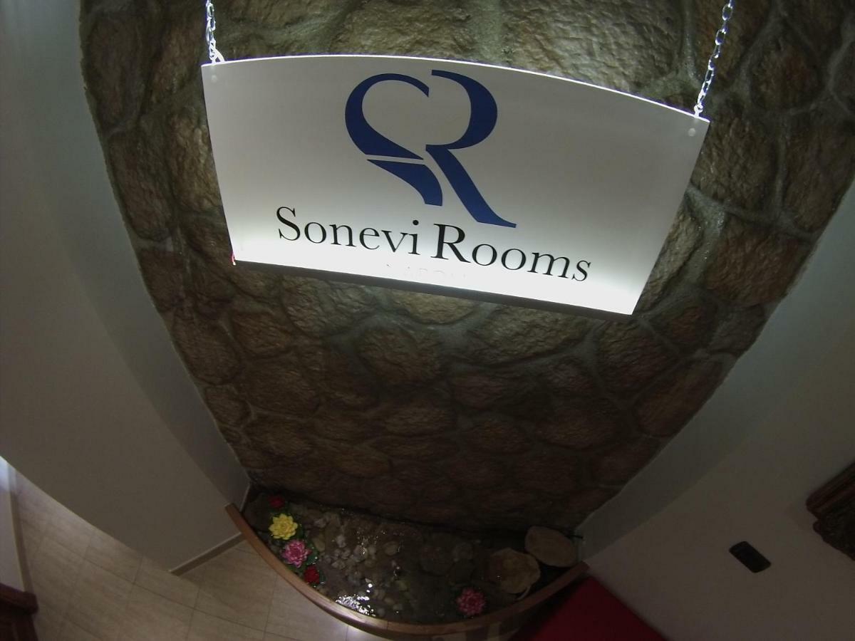 Sonevi Rooms Napoli Eksteriør bilde